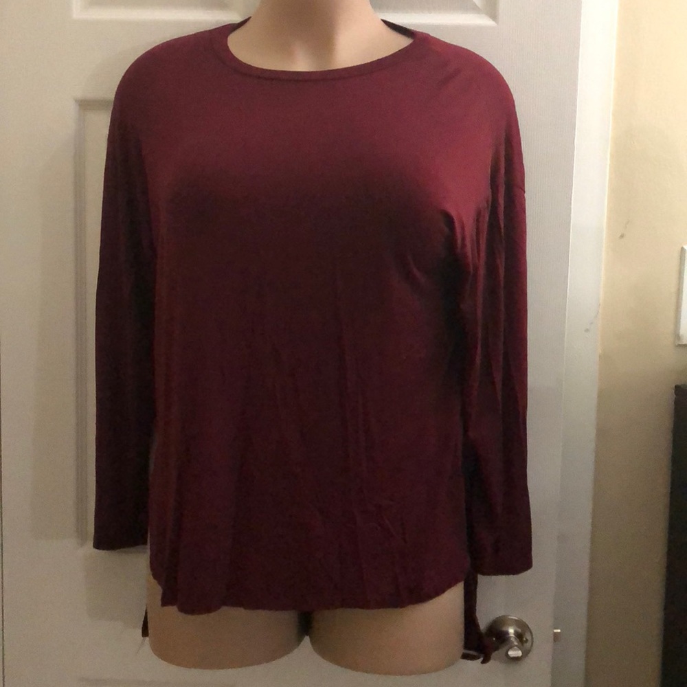 NWOT Plus Size Burgundy Long Sleeve Split Shirt - Size 1X